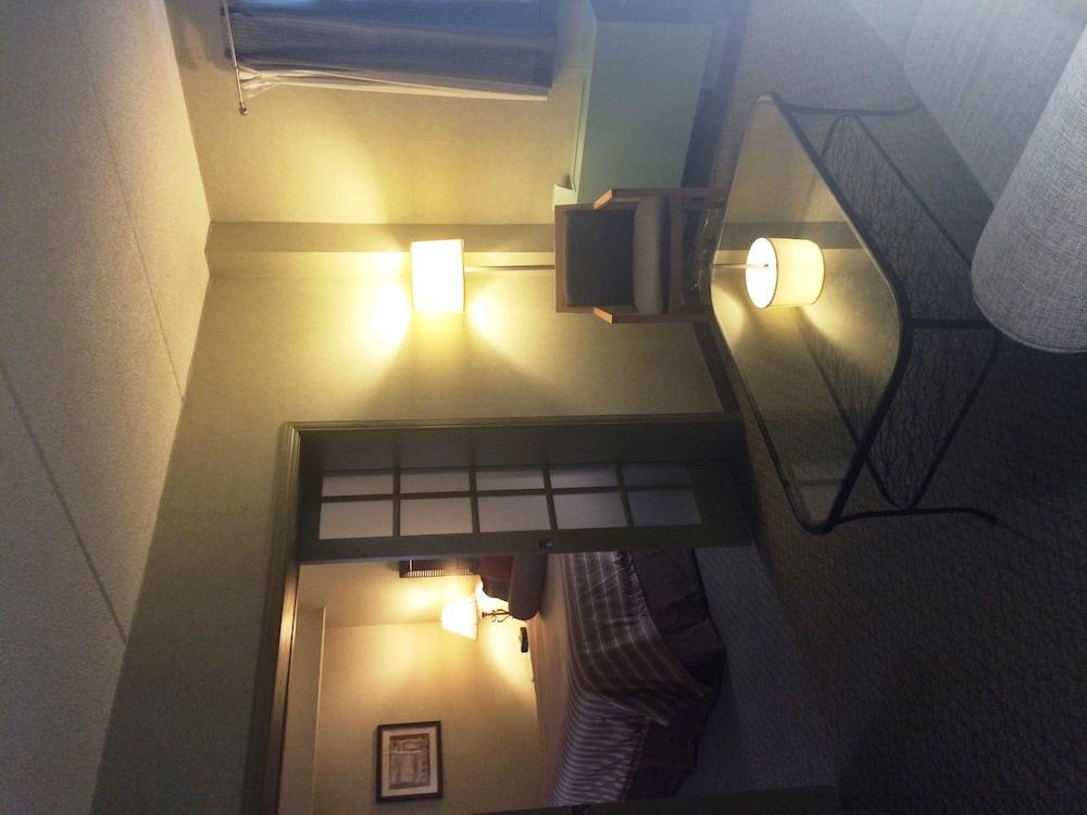 Travelodge By Wyndham Winnipeg East Exterior foto